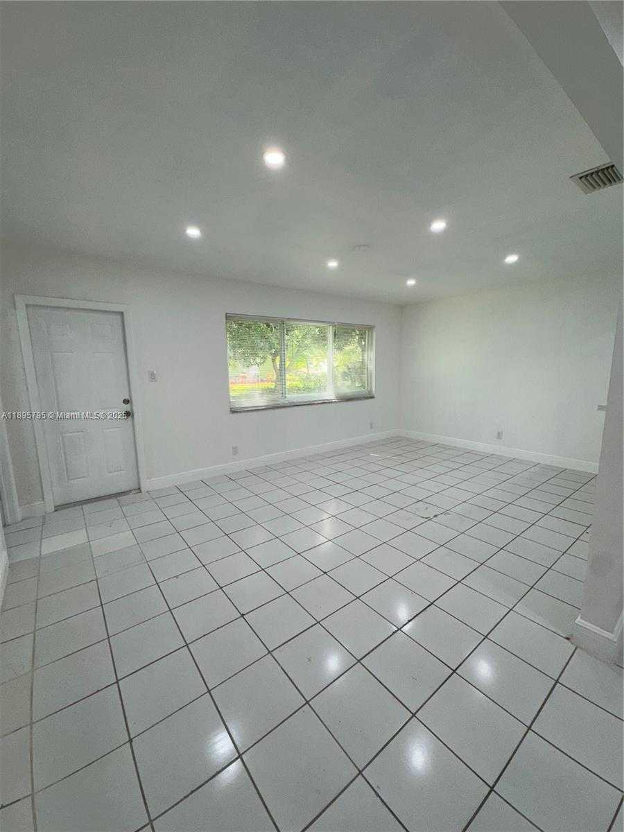 Small Image of 7260 NORTH WEST 16TH ST, Plantation Number 11