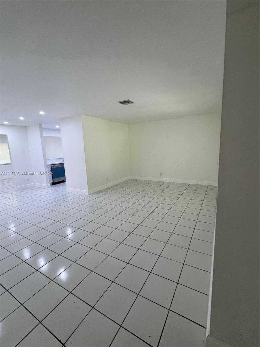 Small Image of 7260 NORTH WEST 16TH ST, Plantation Number 7