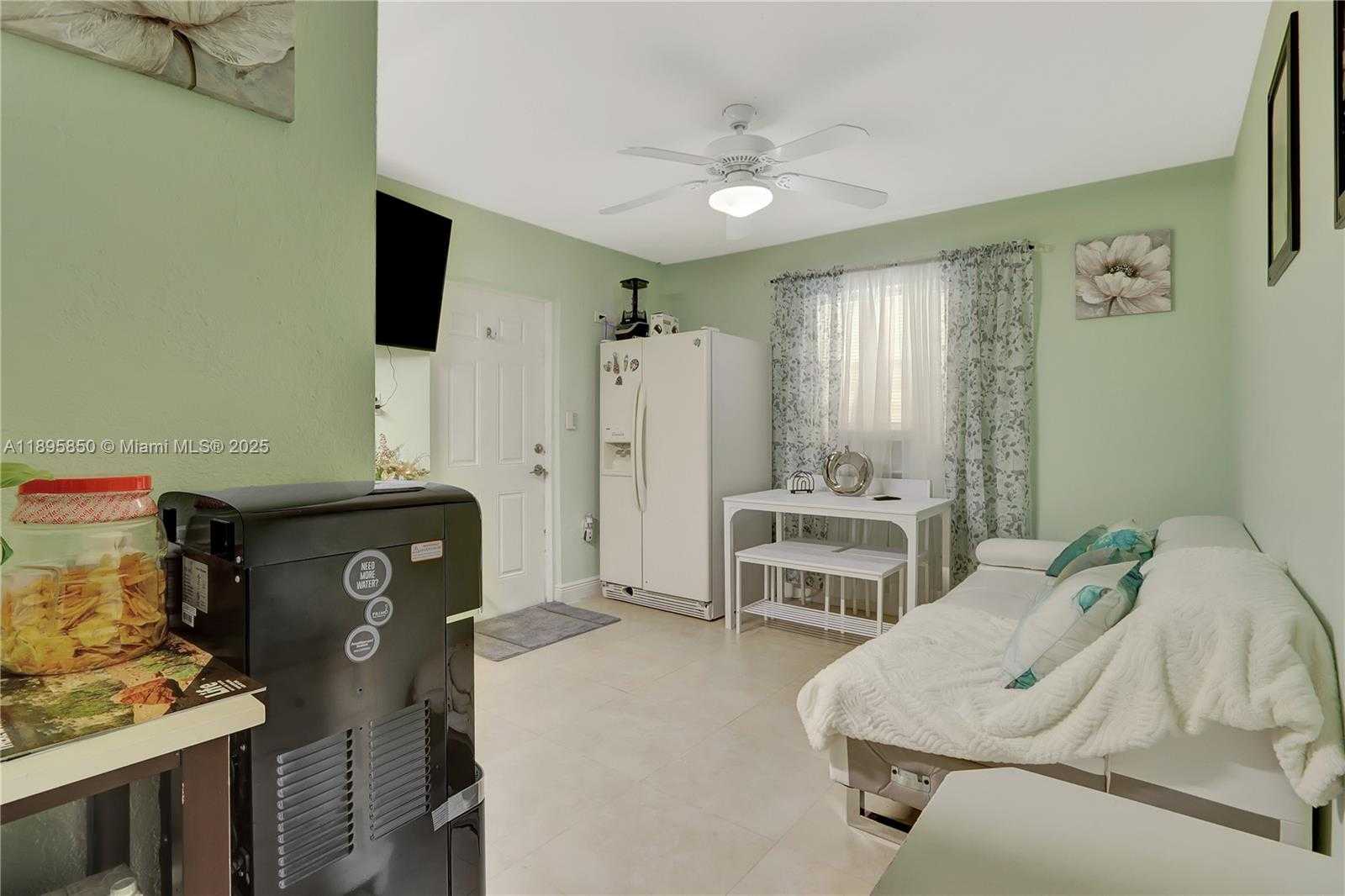 Small Image of 15801 NORTH WEST 47TH AVE, Miami Gardens Number 23