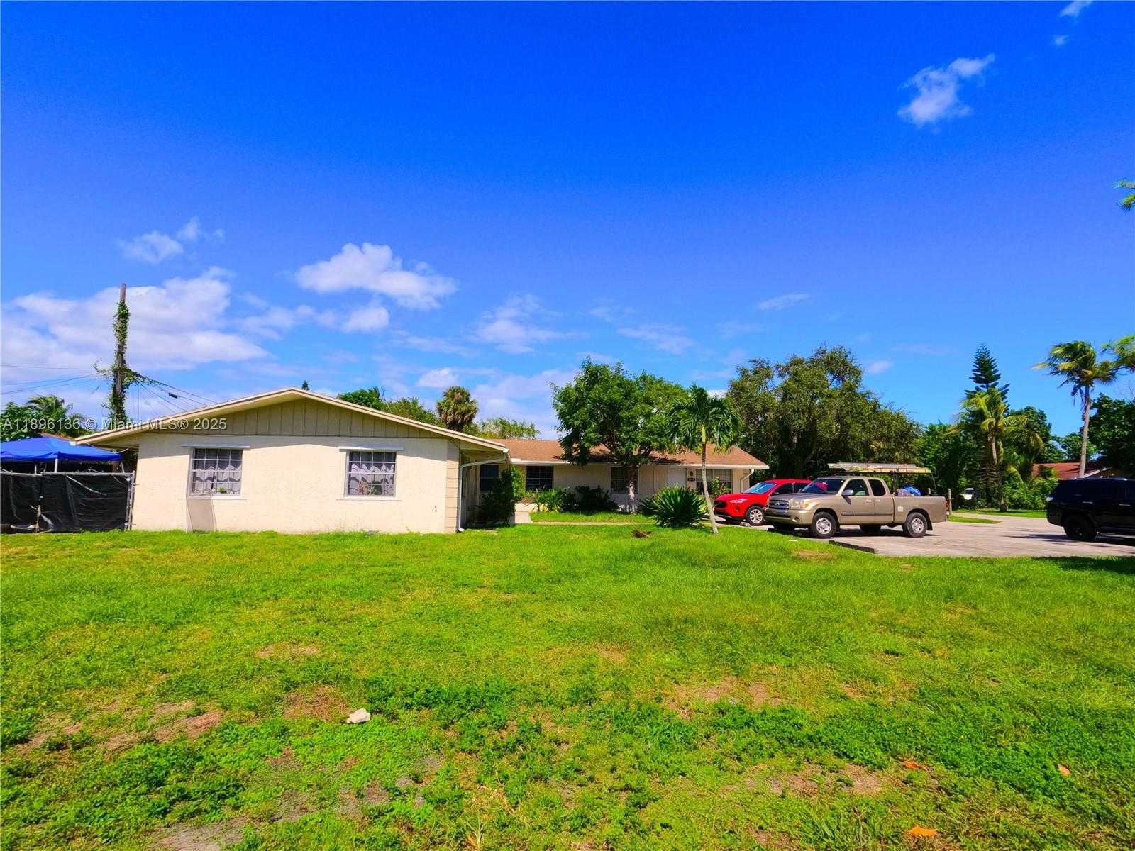 Small Image of 3581 LAURETTE LN, Lake Worth Number 19