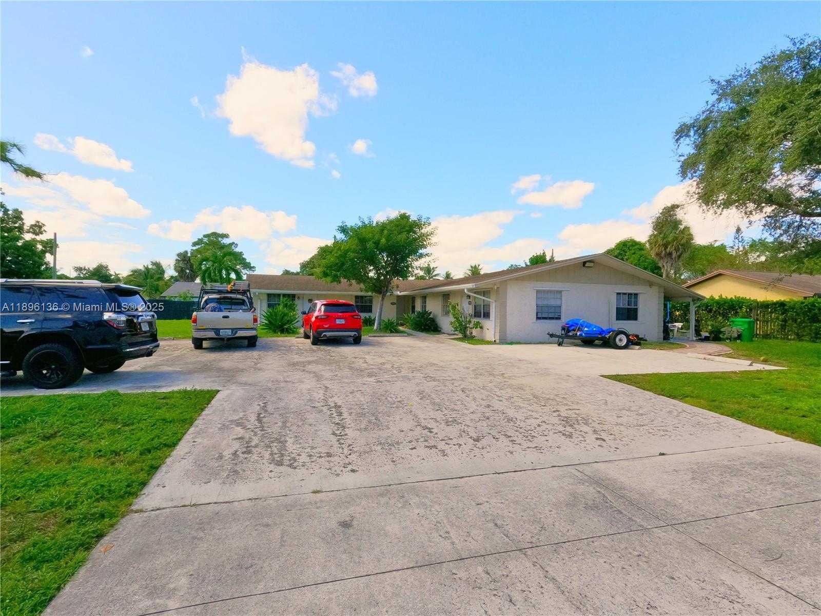 Small Image of 3581 LAURETTE LN, Lake Worth Number 20