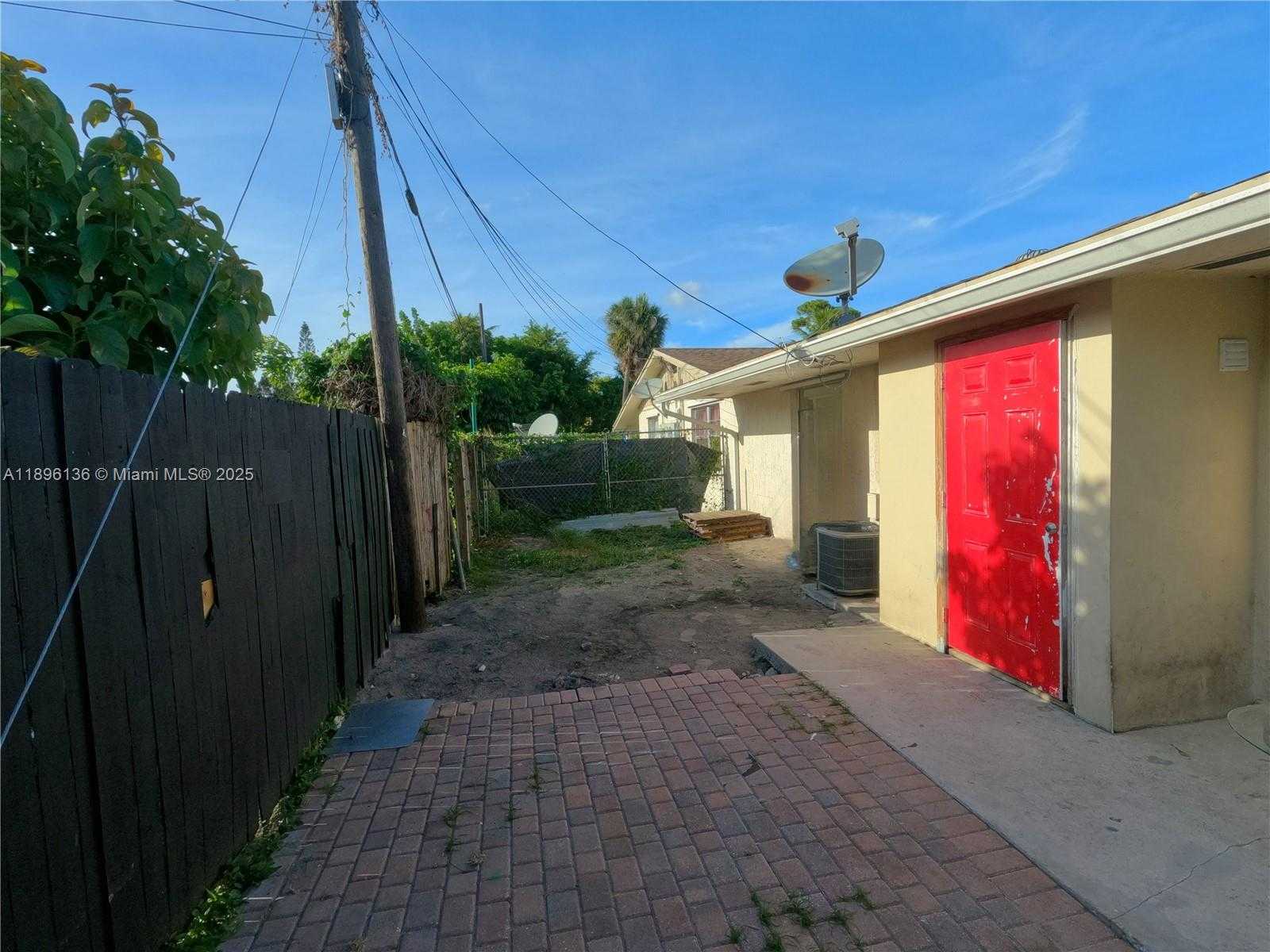 Small Image of 3581 LAURETTE LN, Lake Worth Number 7