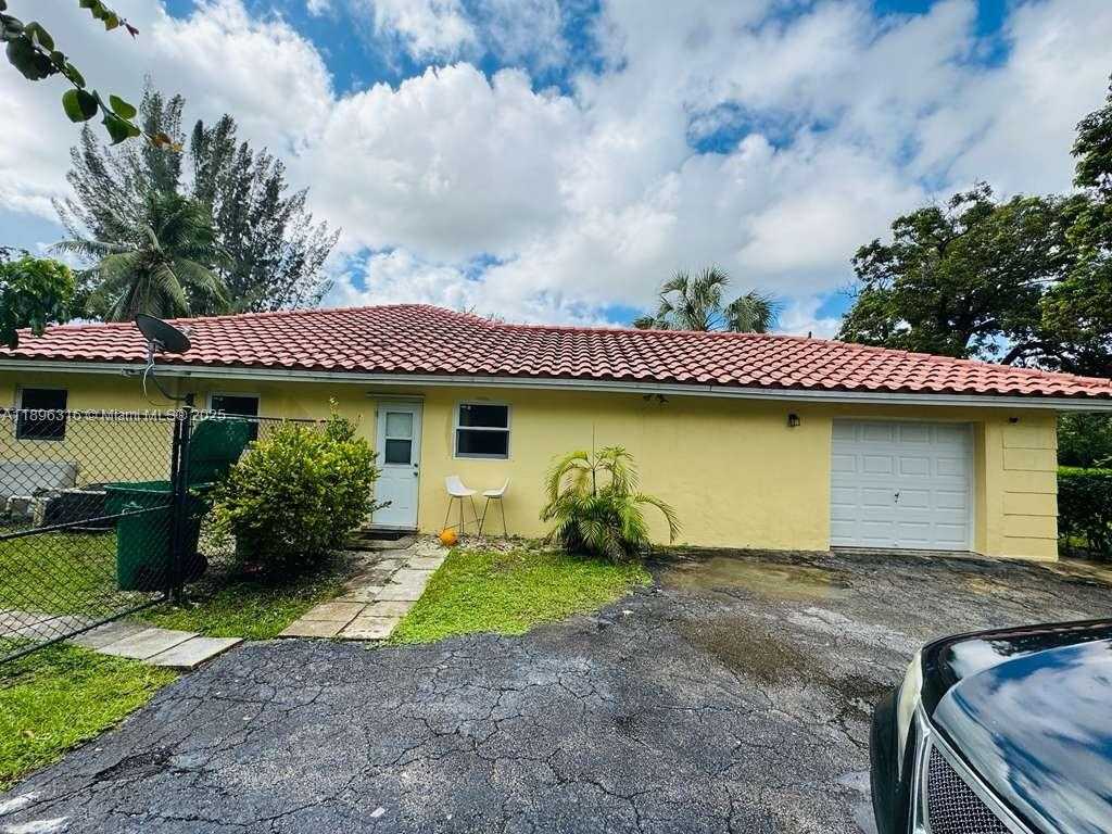Small Image of 3405 NORTH WEST 82ND AVE, Coral Springs Number 2