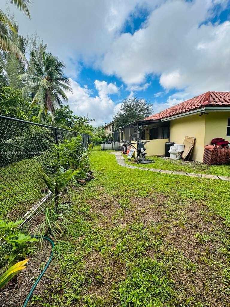 Small Image of 3405 NORTH WEST 82ND AVE, Coral Springs Number 7