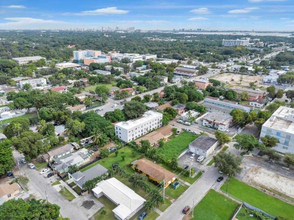 Small Image of 47 NORTH EAST 80TH TER #5, Miami Number 17