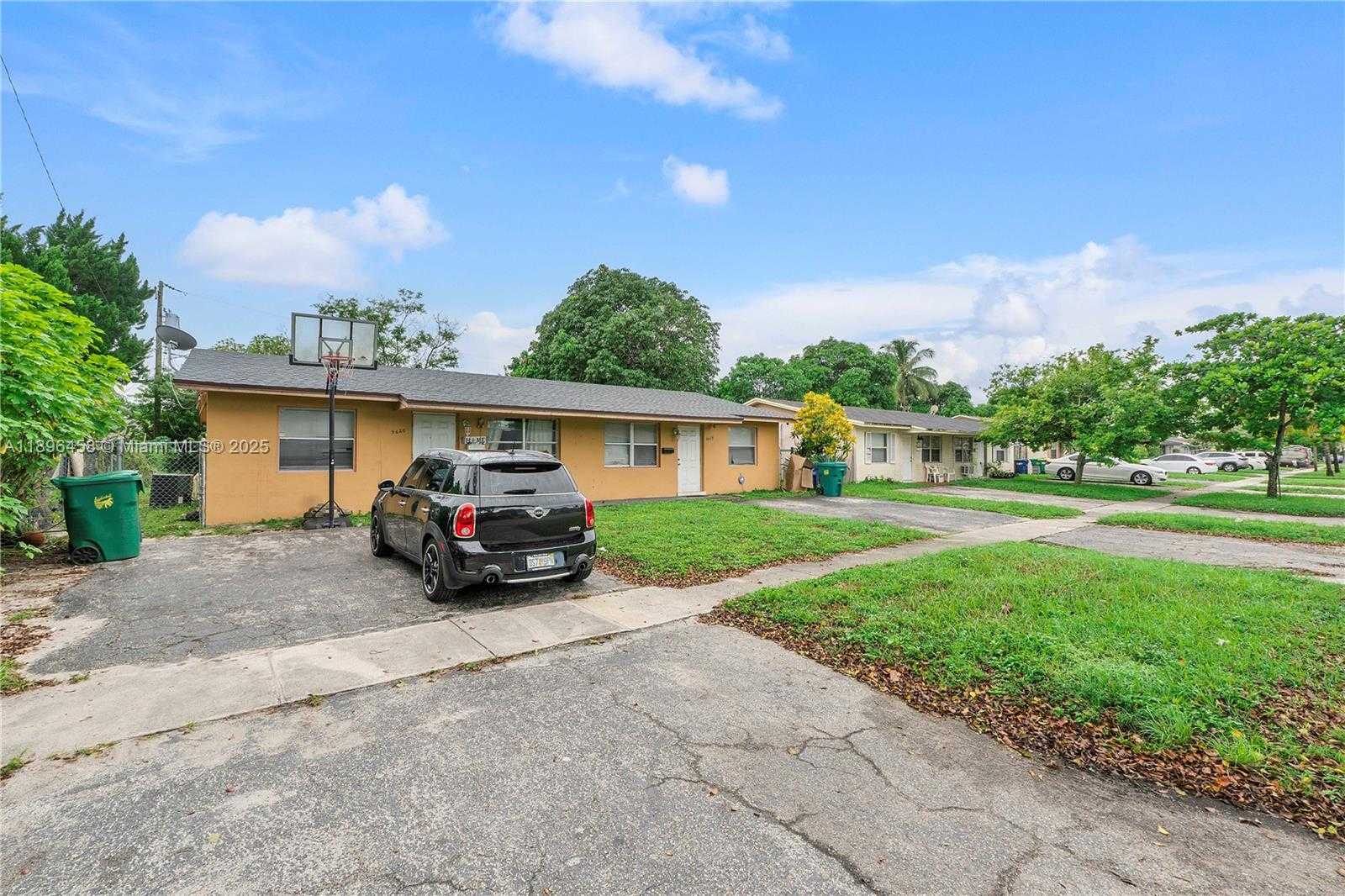 Small Image of 5620 NORTH WEST 14TH CT, Lauderhill Number 4