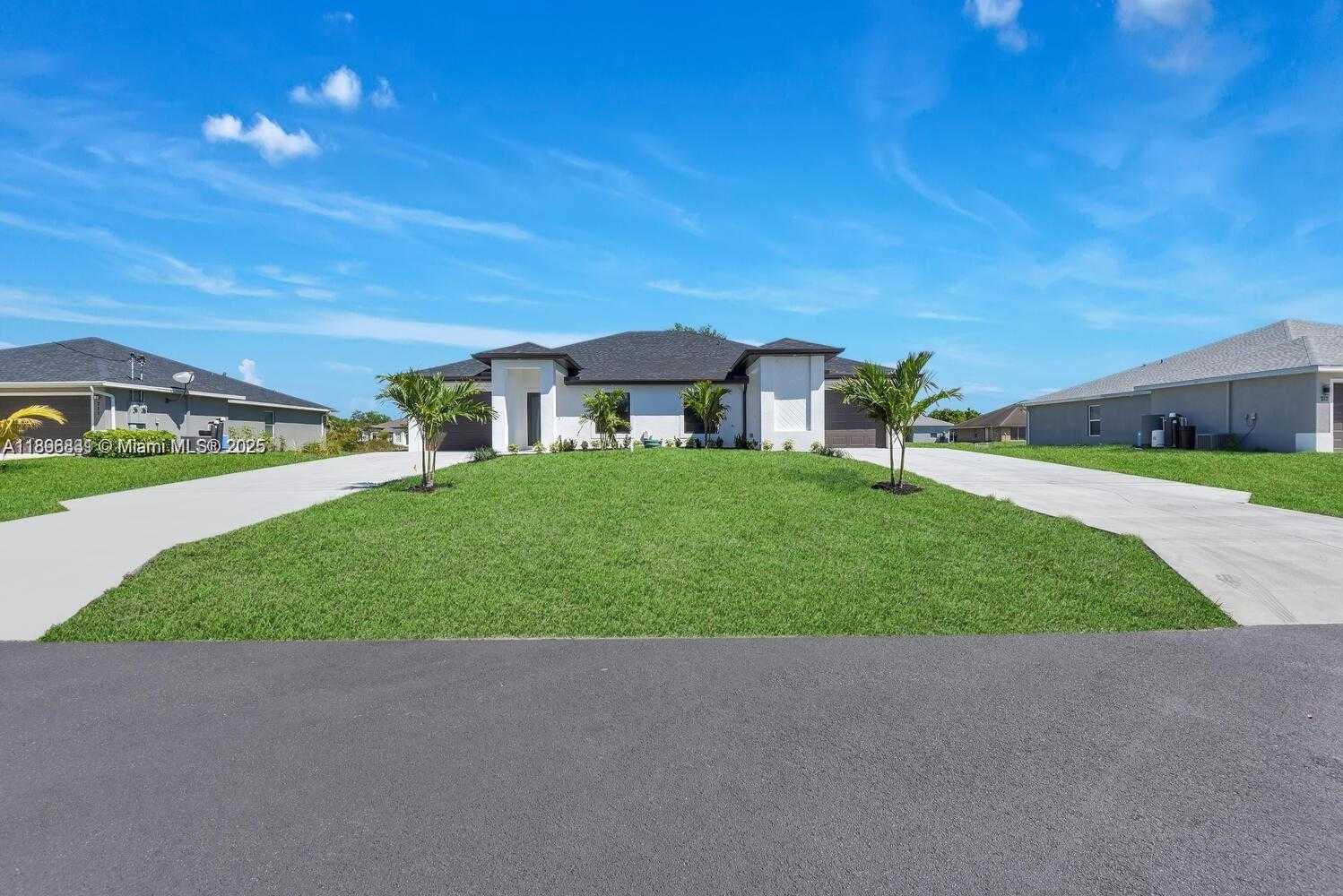 Small Image of 4745 13TH ST SW, Lehigh Acres Number 42