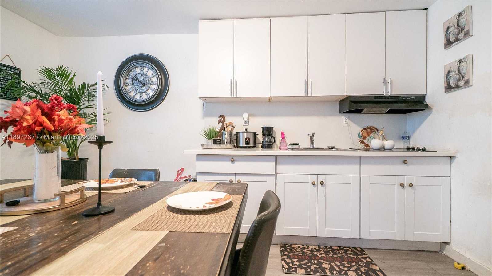 Small Image of 1177 NORTH WEST 30TH ST, Miami Number 20