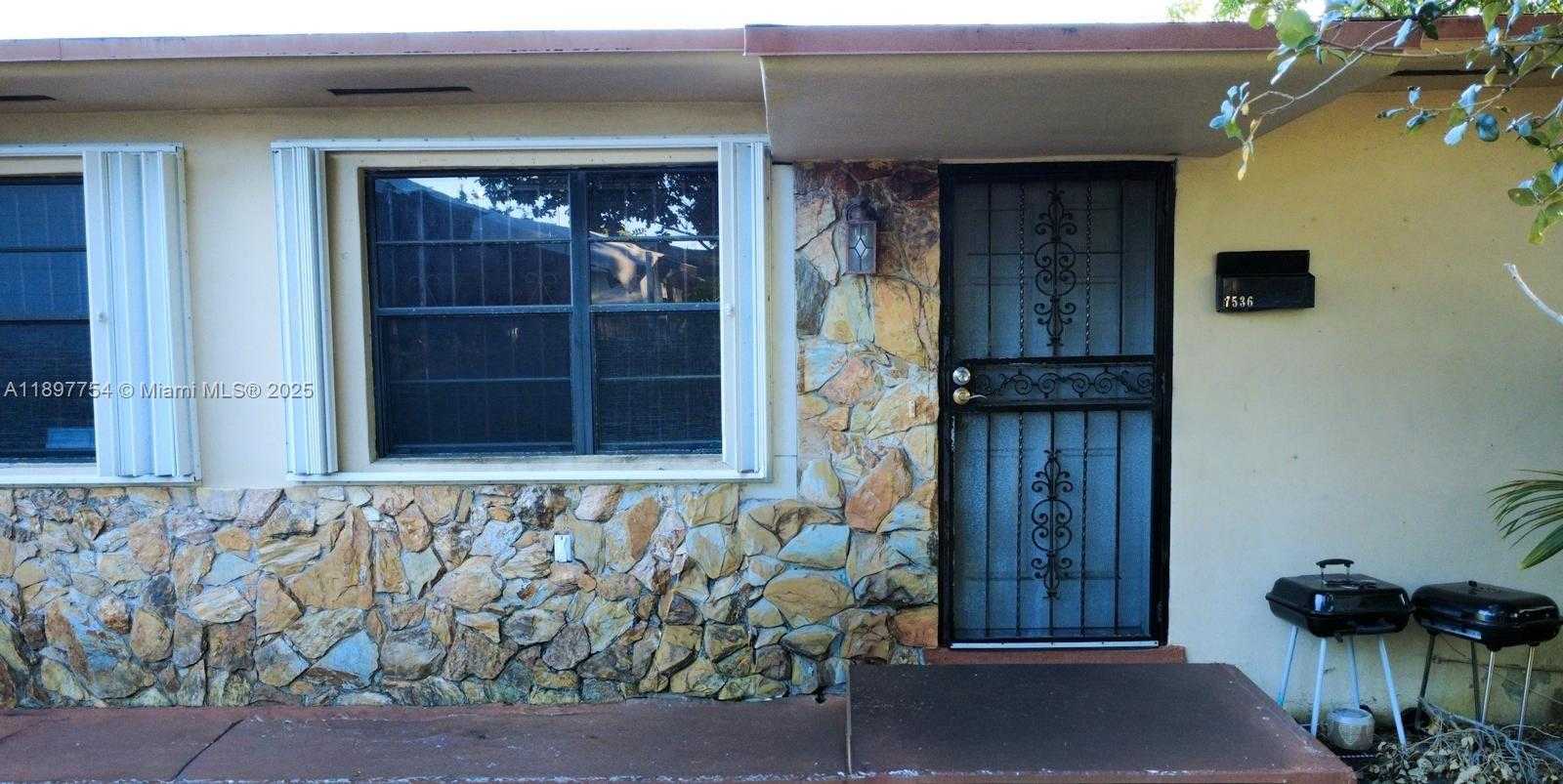 Small Image of 7534 NORTH WEST 4TH AVE #2, Miami Number 5