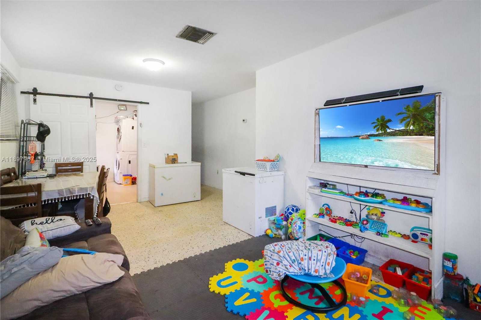 Small Image of 333 SOUTH WEST 30TH AVE, Miami Number 15