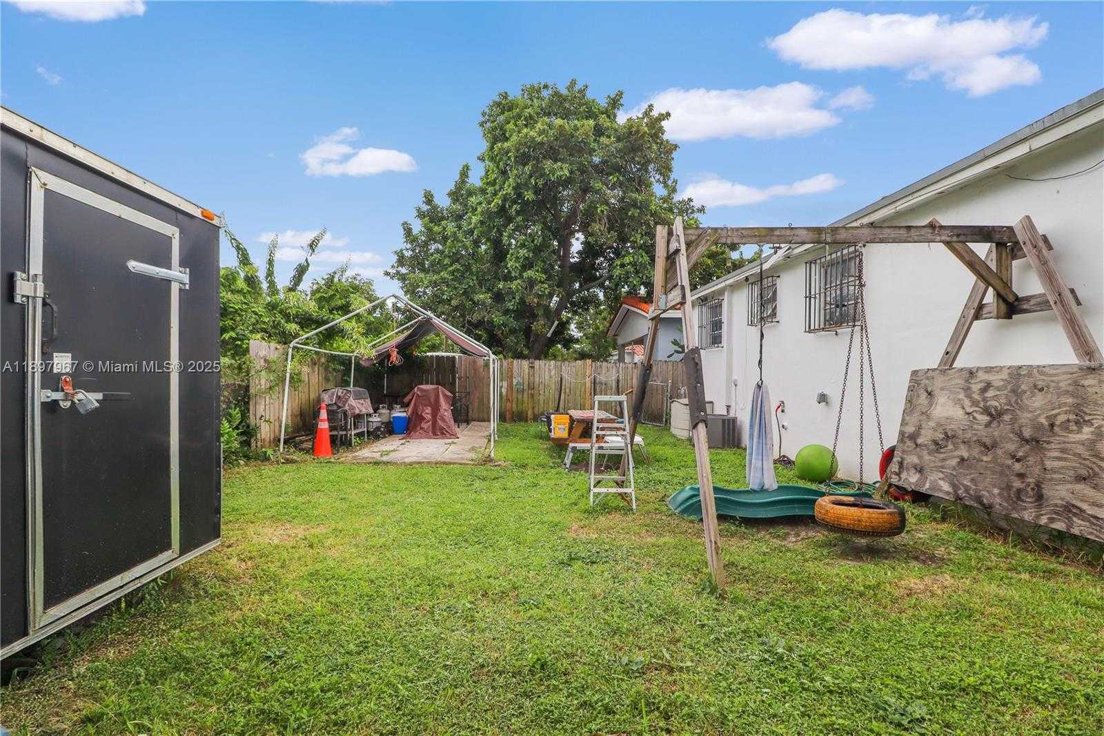 Small Image of 333 SOUTH WEST 30TH AVE, Miami Number 26