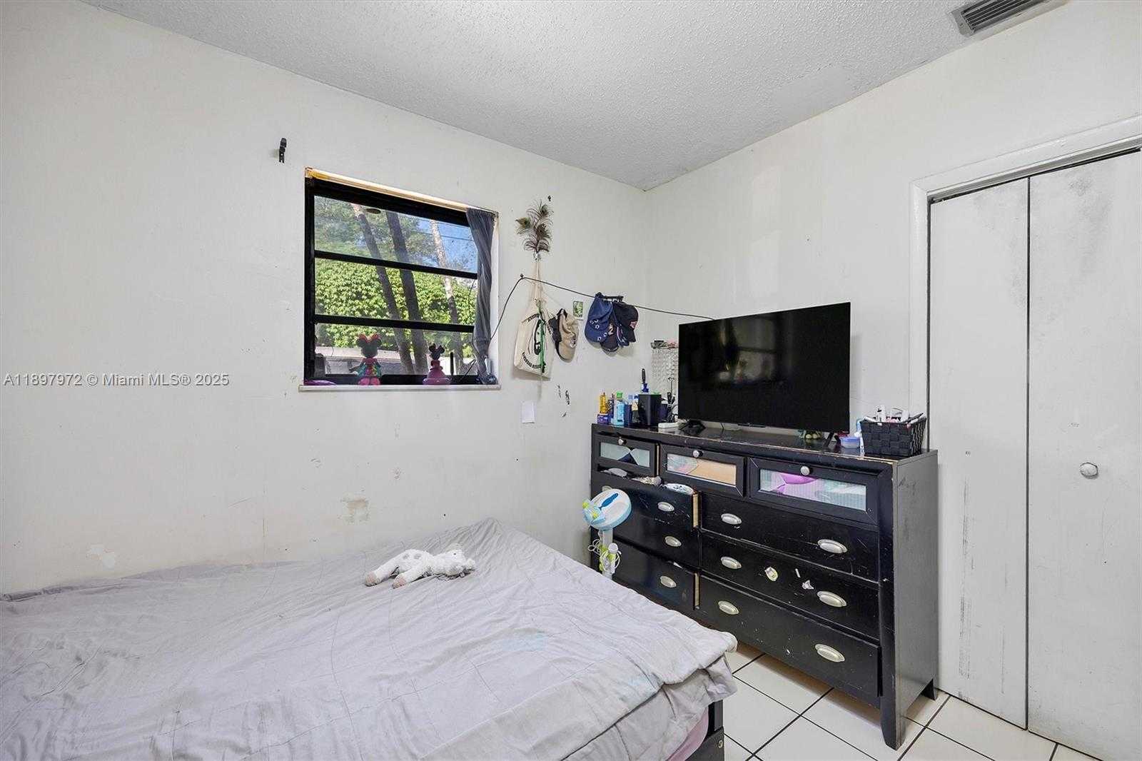 Small Image of 22940 SOUTH WEST 156TH AVE #4, Miami Number 19
