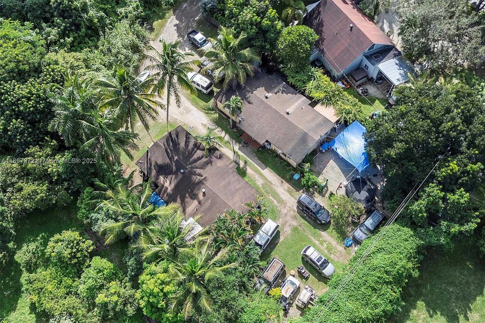 Small Image of 22940 SOUTH WEST 156TH AVE #4, Miami Number 2