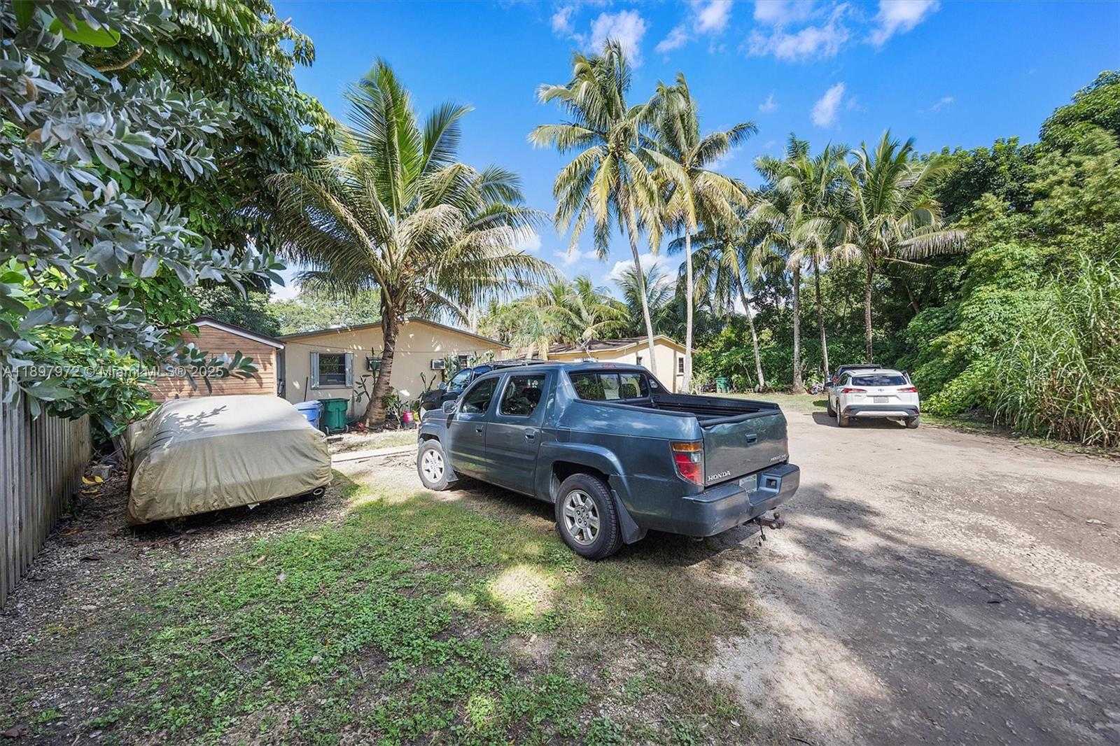Small Image of 22940 SOUTH WEST 156TH AVE #4, Miami Number 22