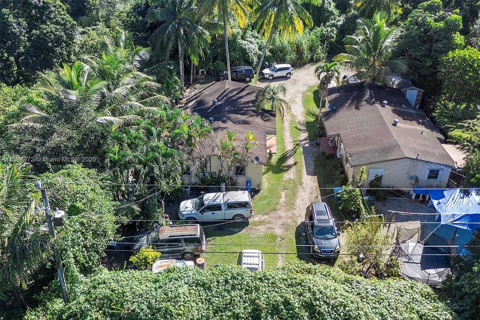 Small Image of 22940 SOUTH WEST 156TH AVE #4, Miami Number 29