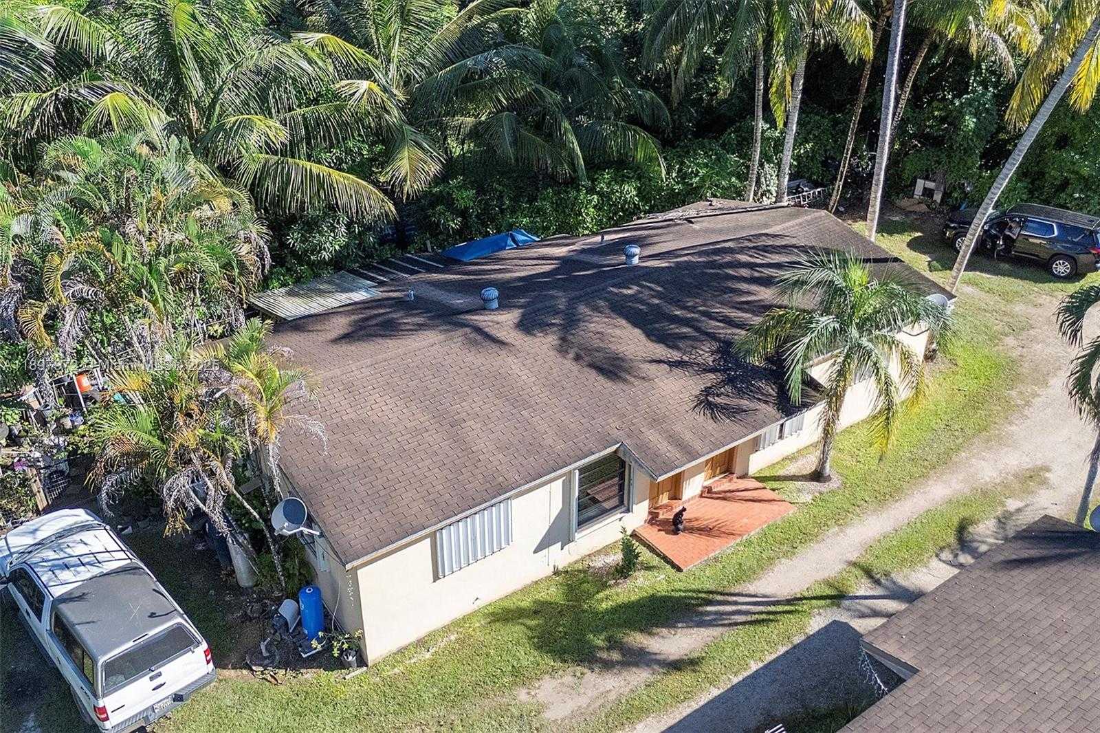 Small Image of 22940 SOUTH WEST 156TH AVE #4, Miami Number 32