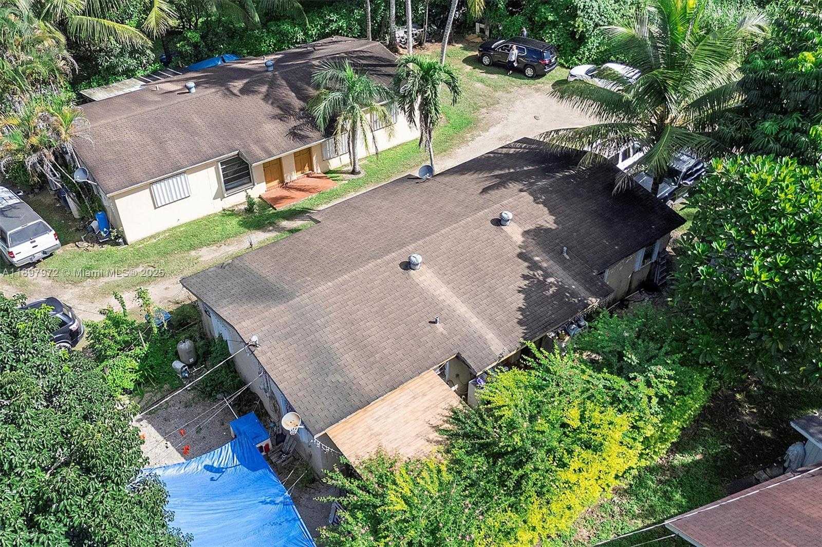Small Image of 22940 SOUTH WEST 156TH AVE #4, Miami Number 33
