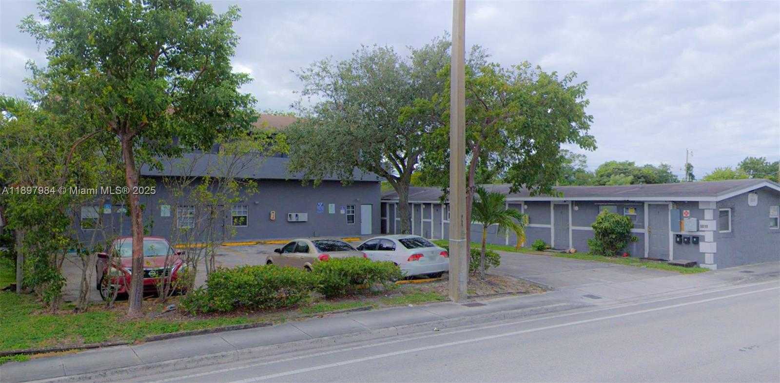 Small Image of West Park Number 4