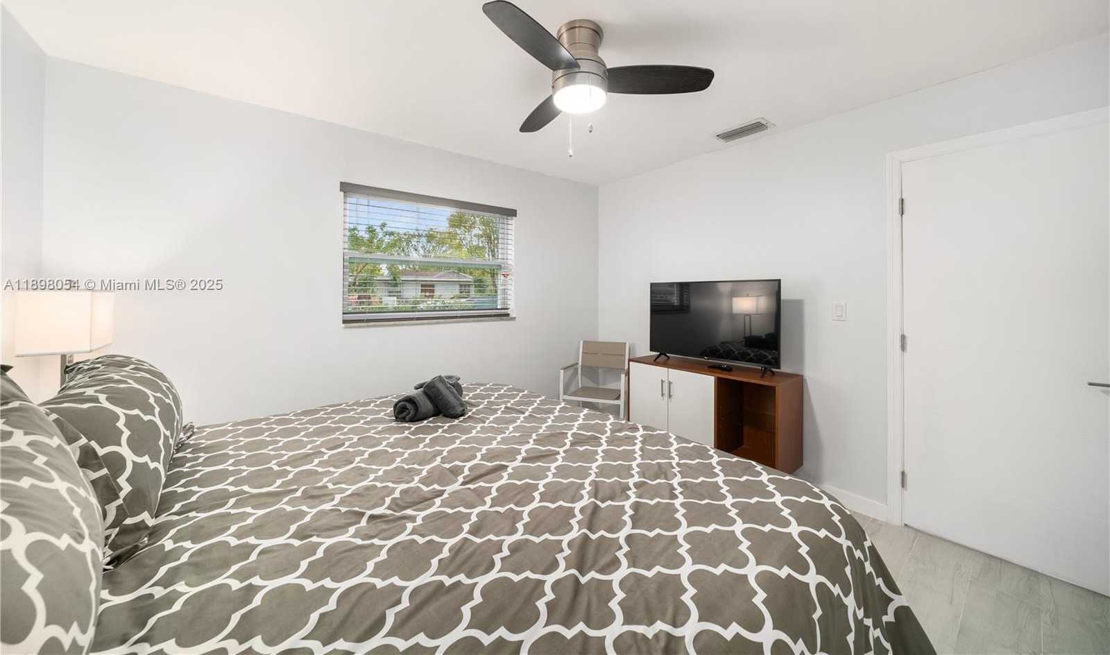 Small Image of 5037 NORTH WEST 5TH AVE #2, Miami Number 31