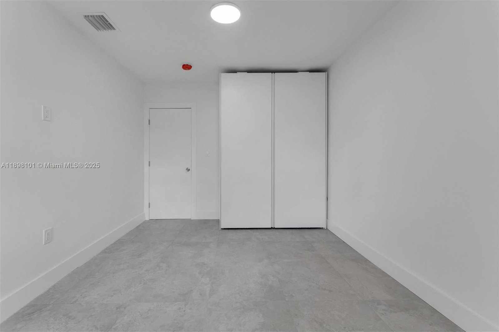 Small Image of 521 NORTH WEST 33RD AVE #3, Miami Number 13