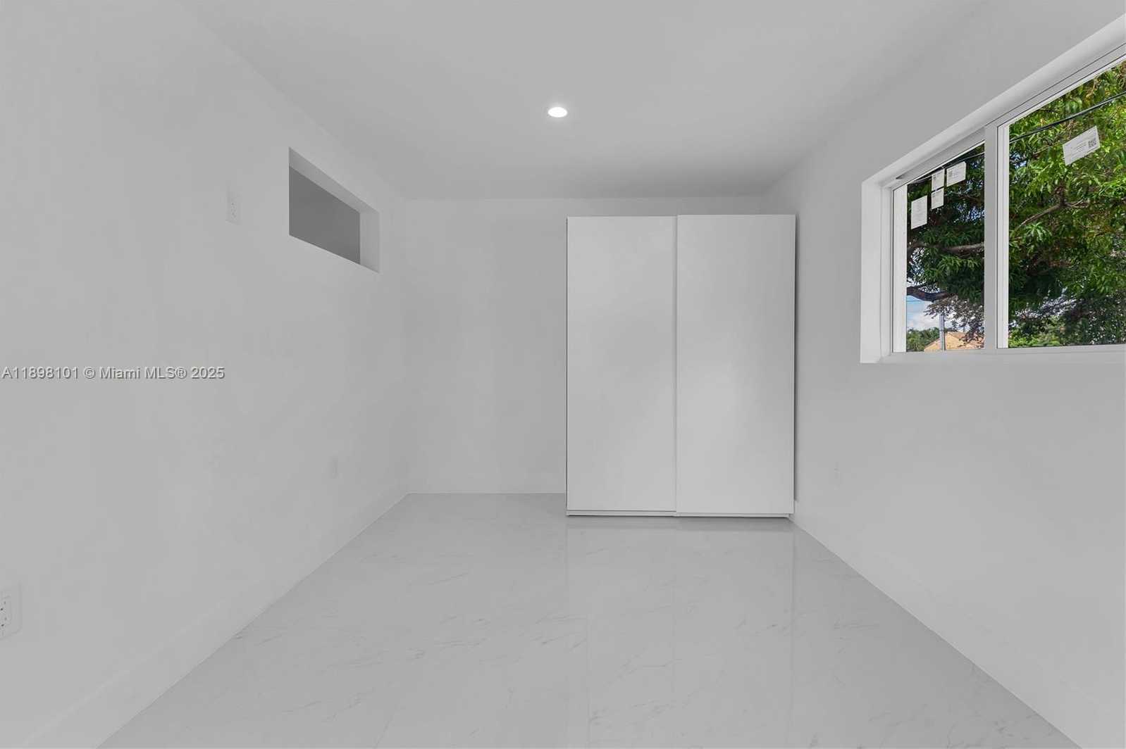 Small Image of 521 NORTH WEST 33RD AVE #3, Miami Number 25