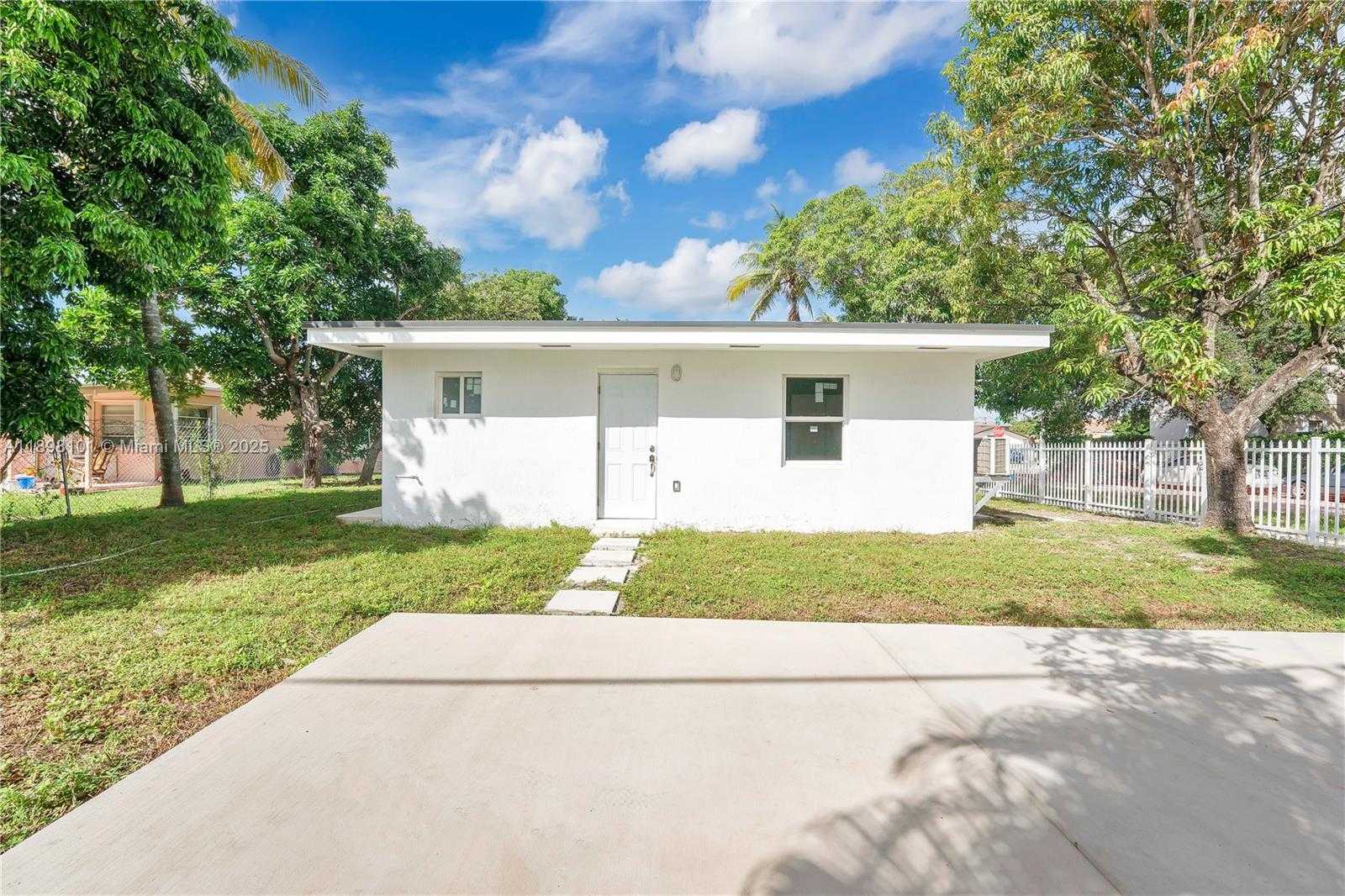Small Image of 521 NORTH WEST 33RD AVE #3, Miami Number 29