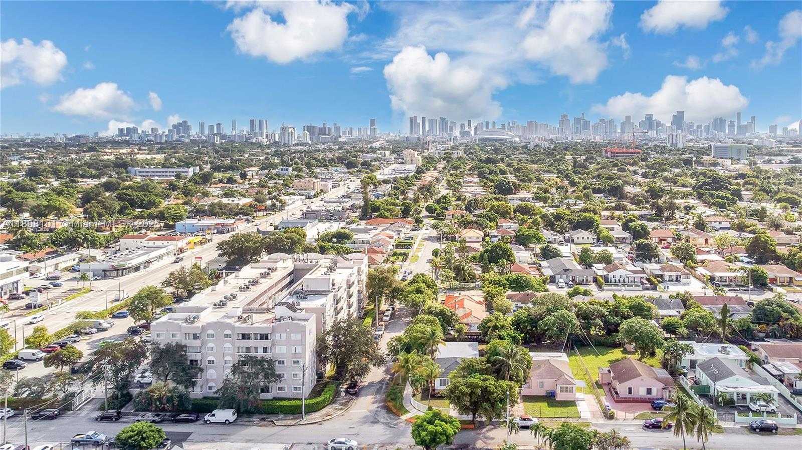 Small Image of 521 NORTH WEST 33RD AVE #3, Miami Number 33