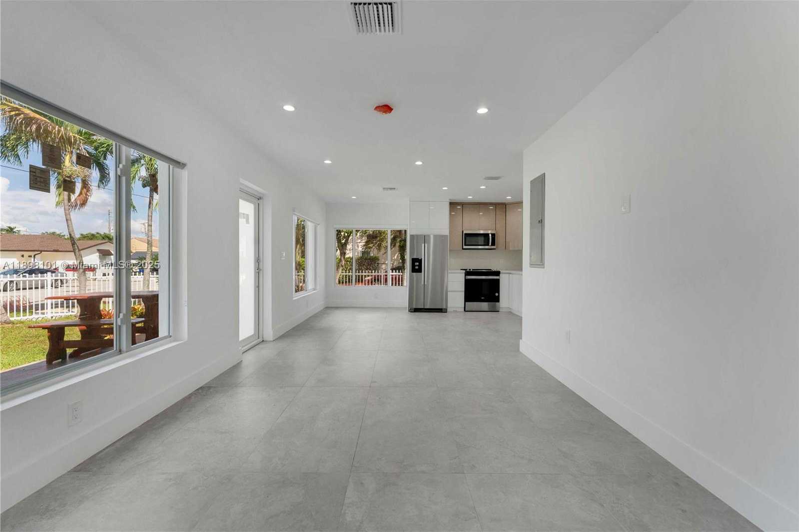 Small Image of 521 NORTH WEST 33RD AVE #3, Miami Number 6