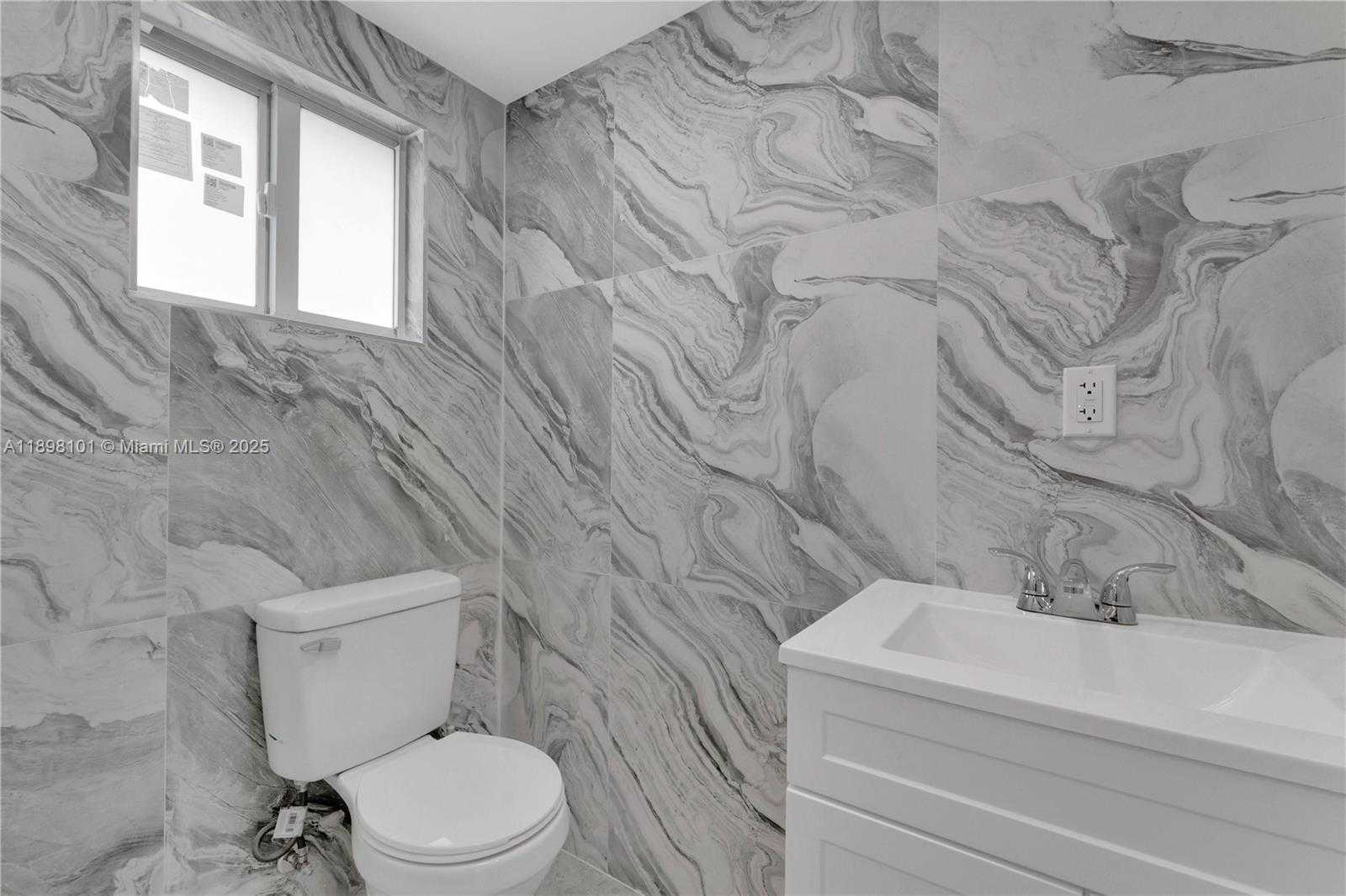 Small Image of 521 NORTH WEST 33RD AVE #3, Miami Number 8