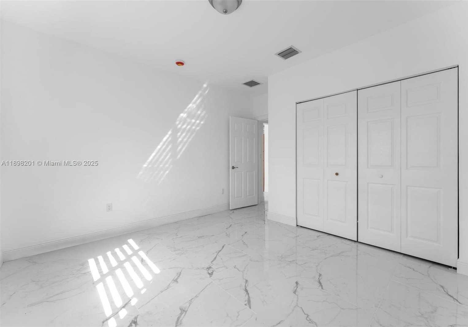 Small Image of 3840 SOUTH WEST 91ST AVE, Miami Number 18