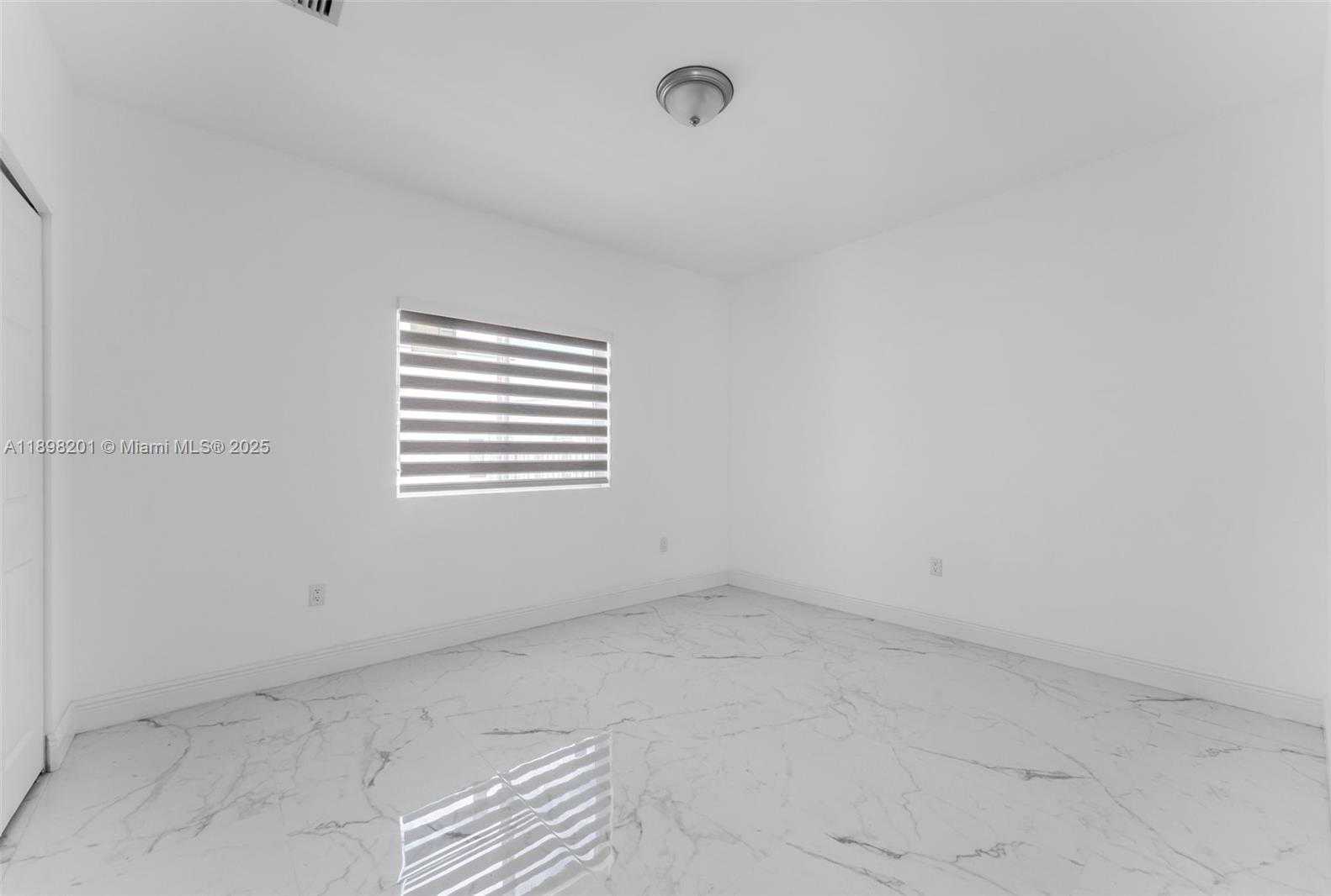 Small Image of 3840 SOUTH WEST 91ST AVE, Miami Number 19