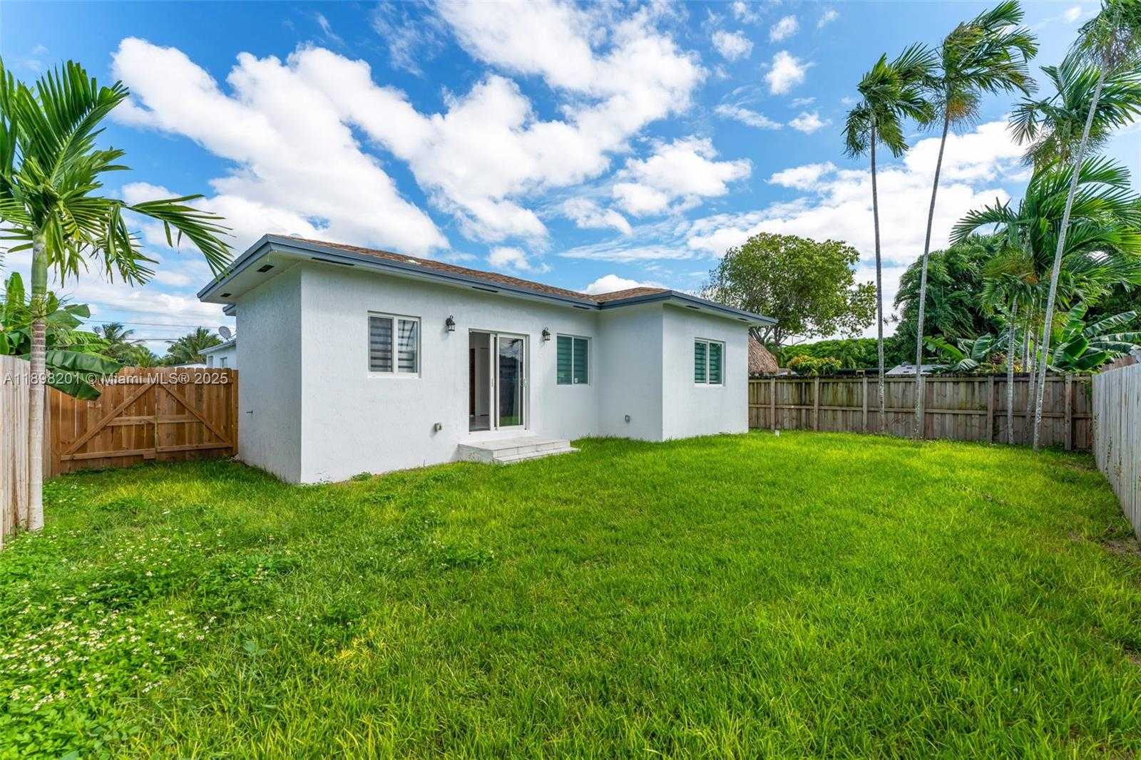 Small Image of 3840 SOUTH WEST 91ST AVE, Miami Number 22
