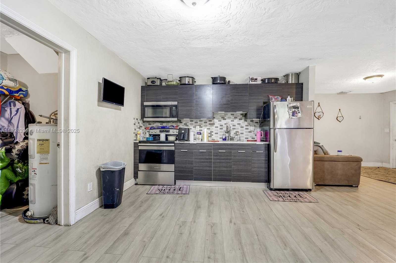 Small Image of 2512 NORTH WEST 9TH PL, Fort Lauderdale Number 20