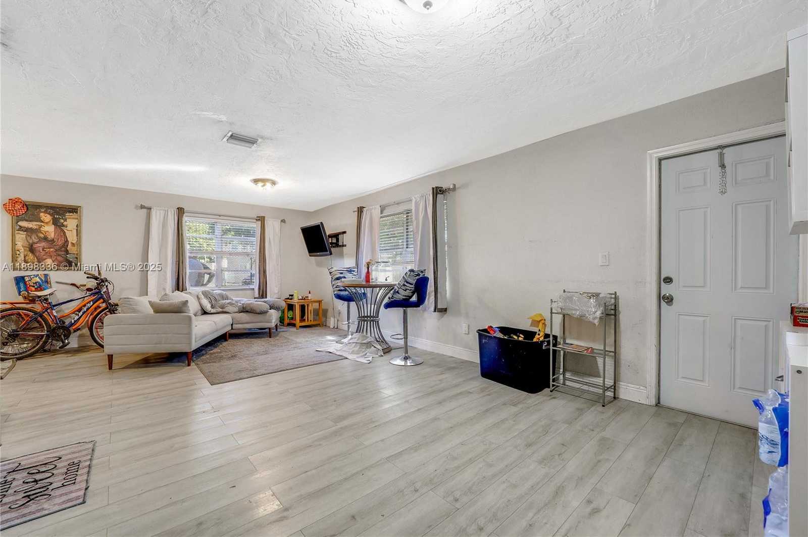Small Image of 2512 NORTH WEST 9TH PL, Fort Lauderdale Number 21