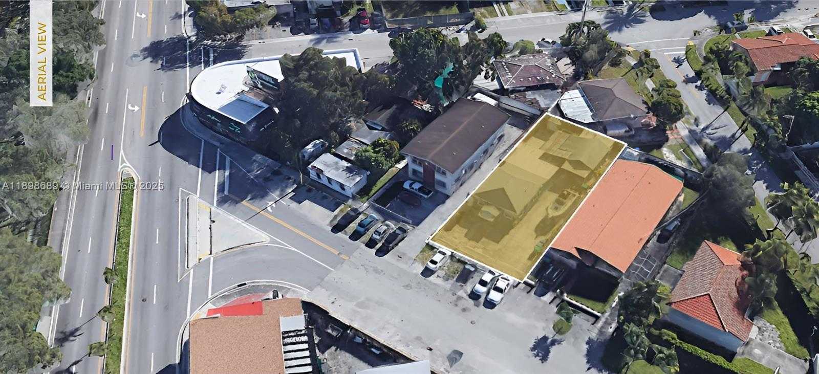 Small Image of 27 SOUTH WEST 55TH AVE RD, Miami Number 15