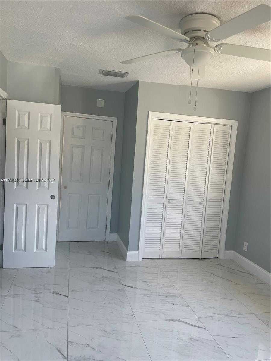 Small Image of 1230 NORTH EAST 148TH ST, Miami Number 5