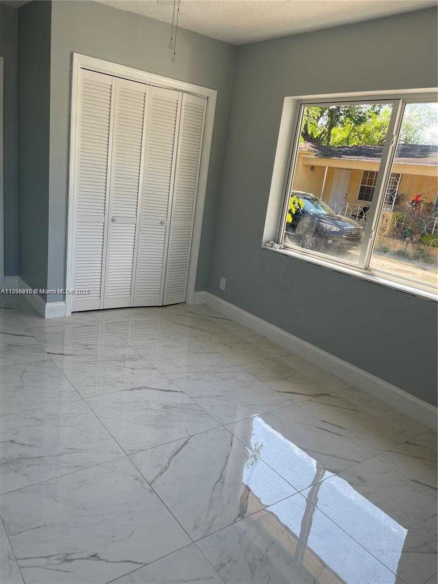 Small Image of 1230 NORTH EAST 148TH ST, Miami Number 6