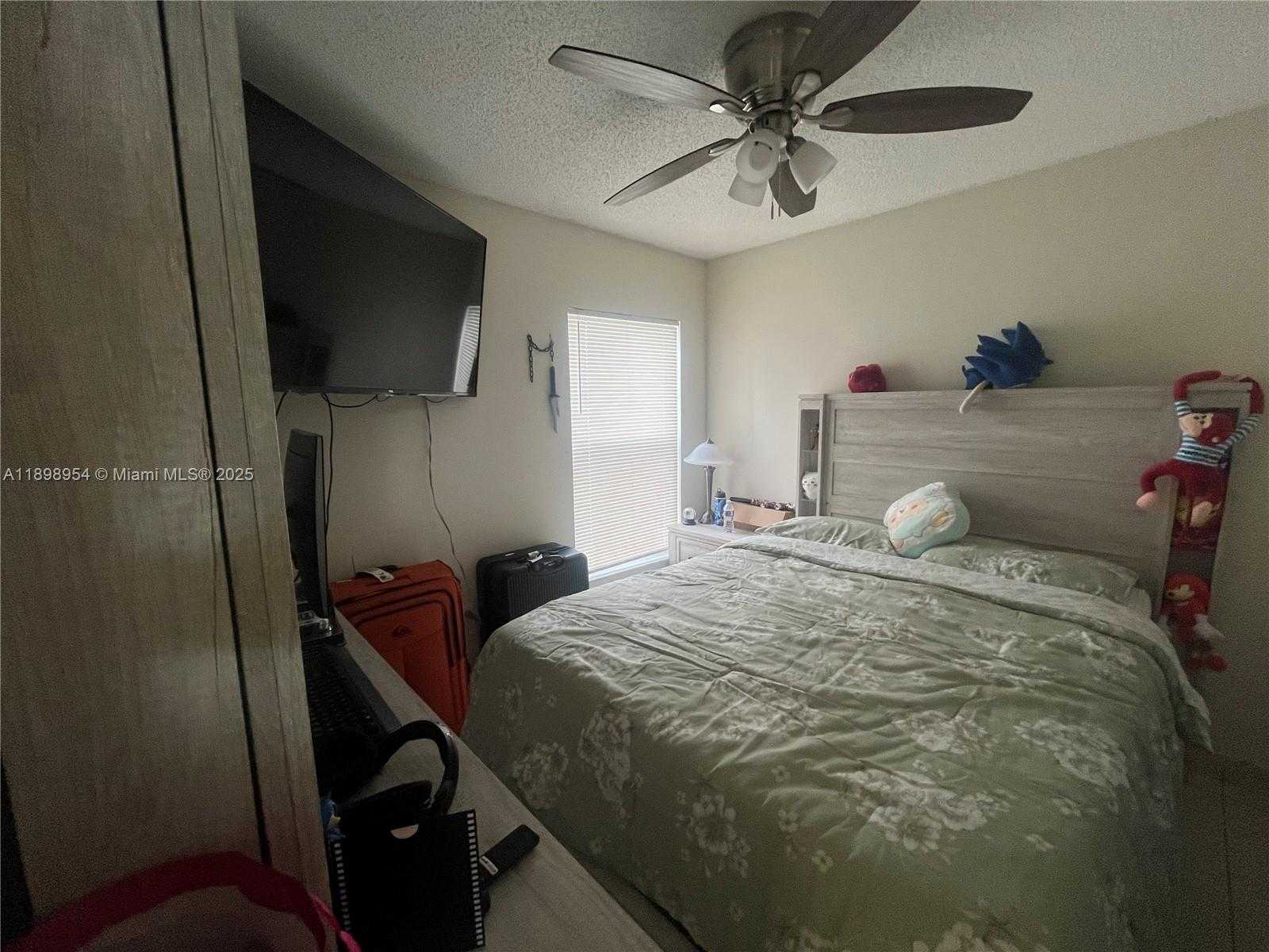 Small Image of 453 EAST 13TH ST #2, Hialeah Number 7