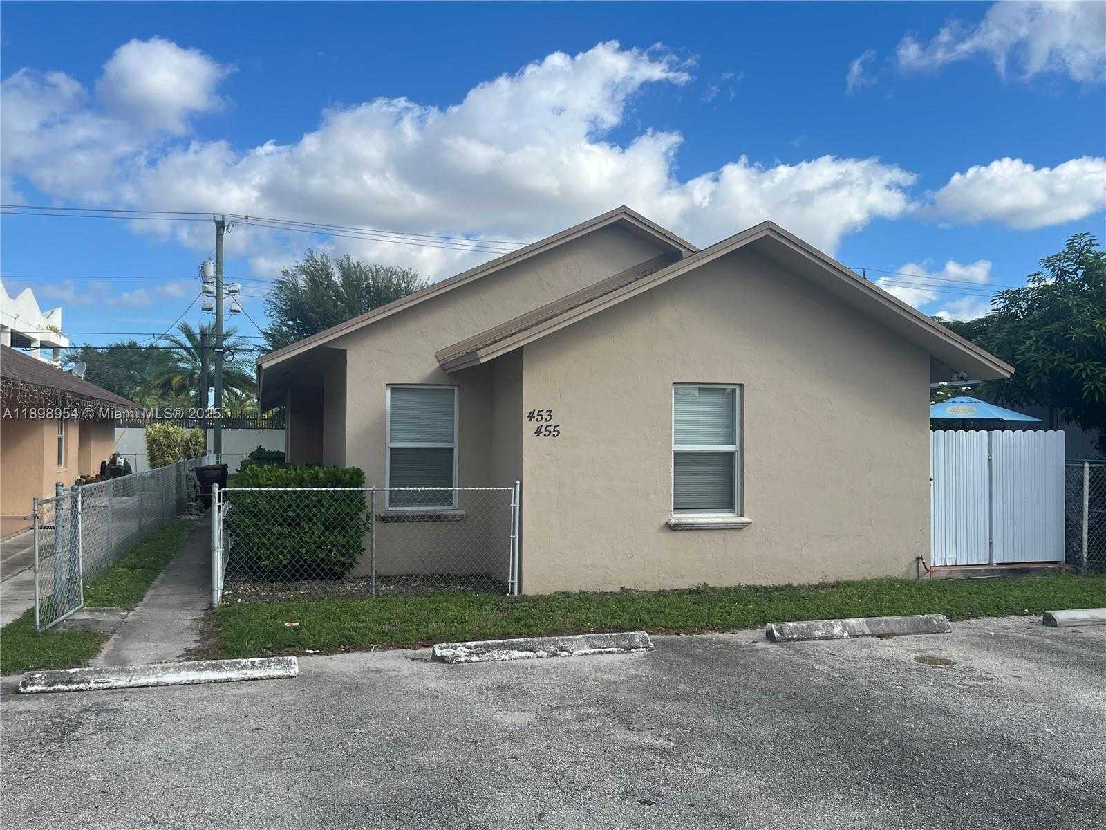 Small Image of 453 EAST 13TH ST #2, Hialeah Number 9
