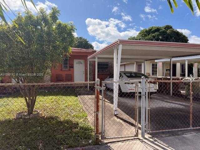 Small Image of 36 EAST 17TH ST #2, Hialeah Number 3