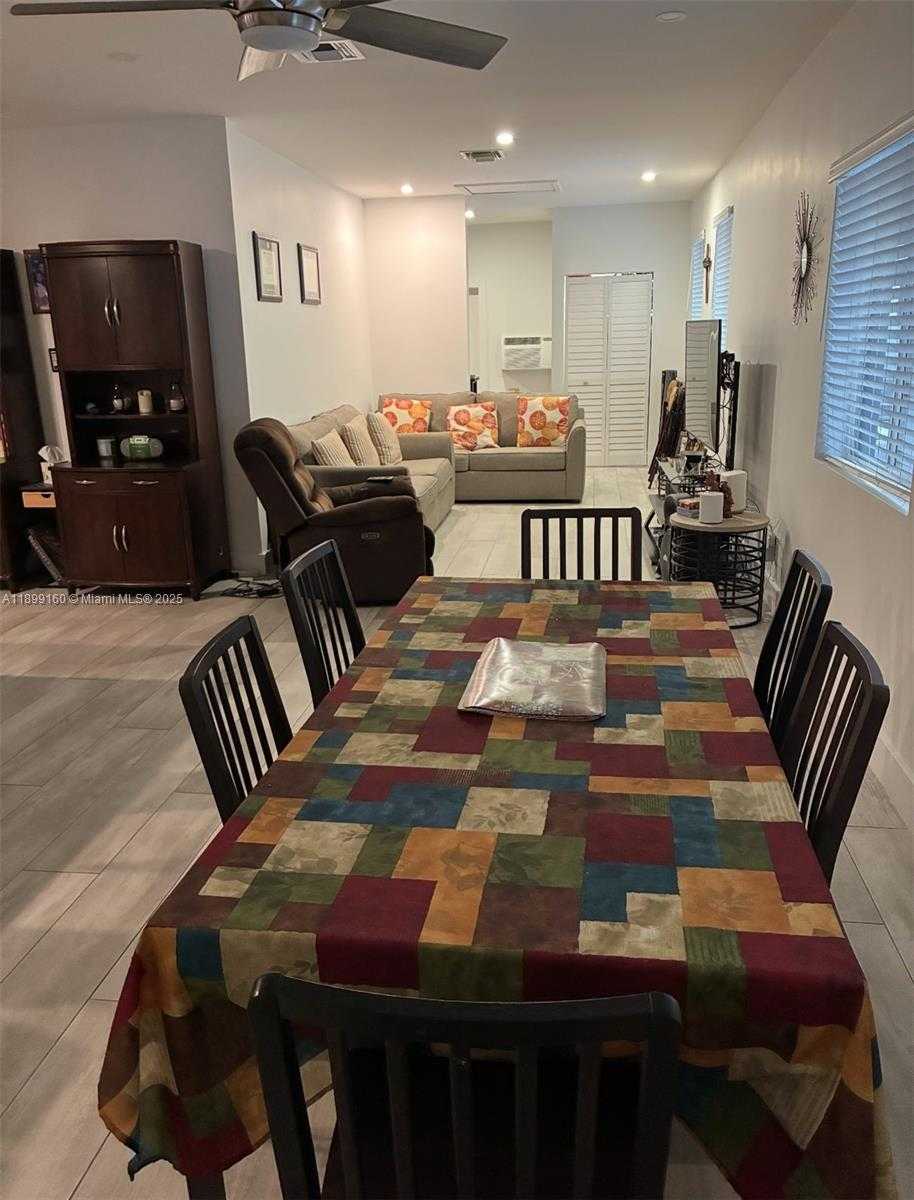 Small Image of 1812 COOLIDGE ST #4, Hollywood Number 14