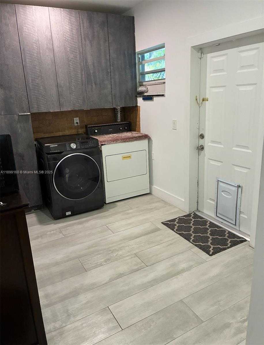 Small Image of 1812 COOLIDGE ST #4, Hollywood Number 21