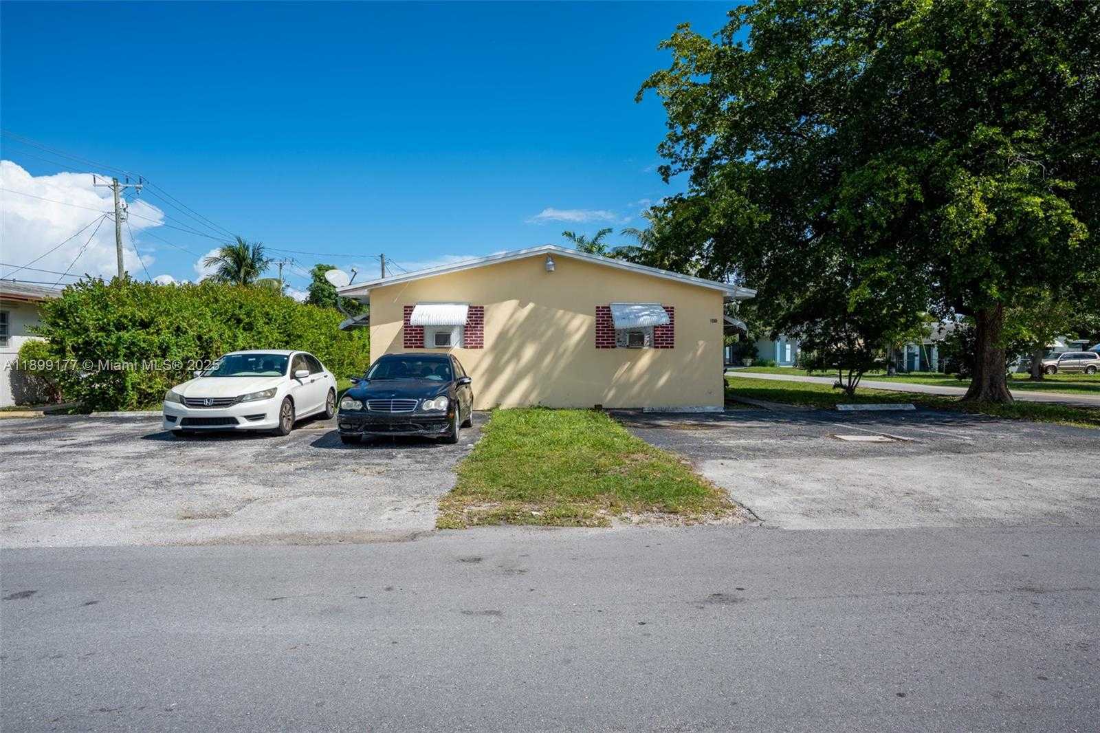 Small Image of Hallandale Beach Number 3