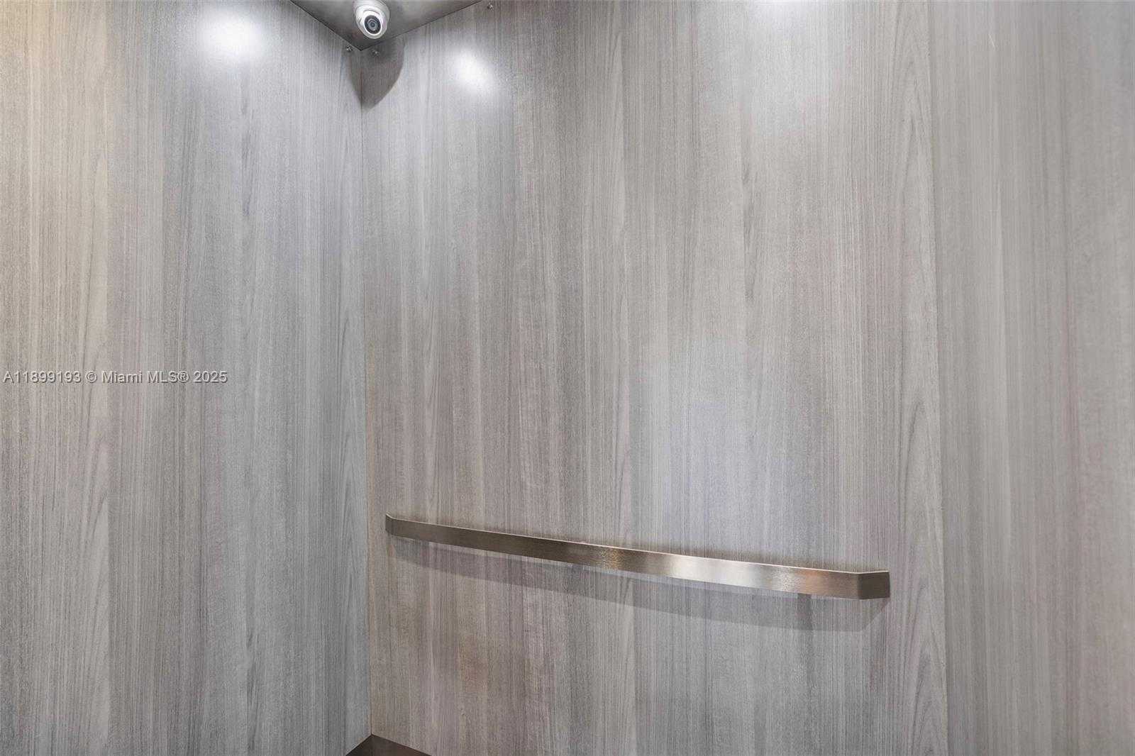 Small Image of 2400 NORTH WEST 16TH ST RD #27, Miami Number 11