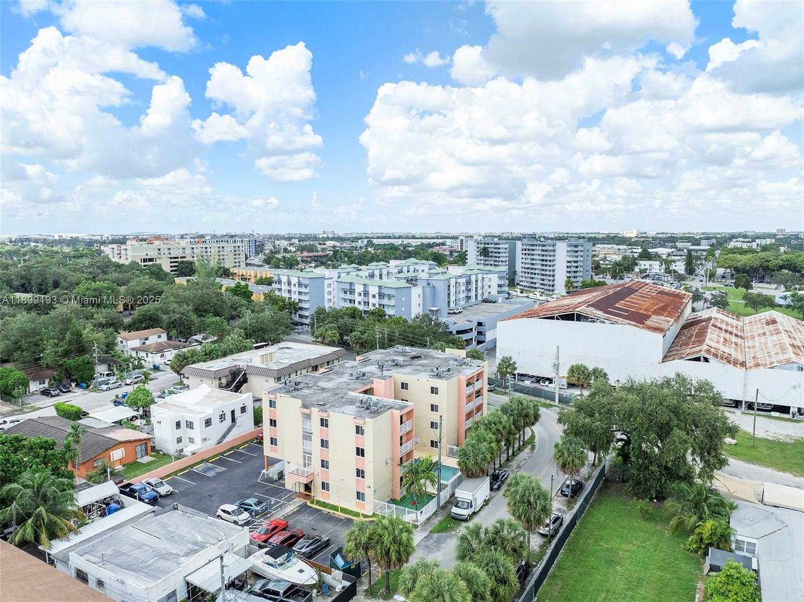 Small Image of 2400 NORTH WEST 16TH ST RD #27, Miami Number 23