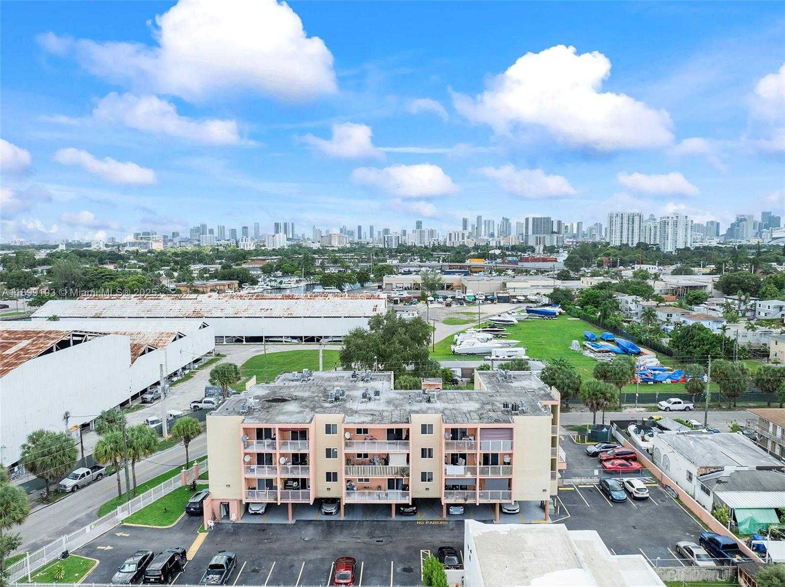 Small Image of 2400 NORTH WEST 16TH ST RD #27, Miami Number 29