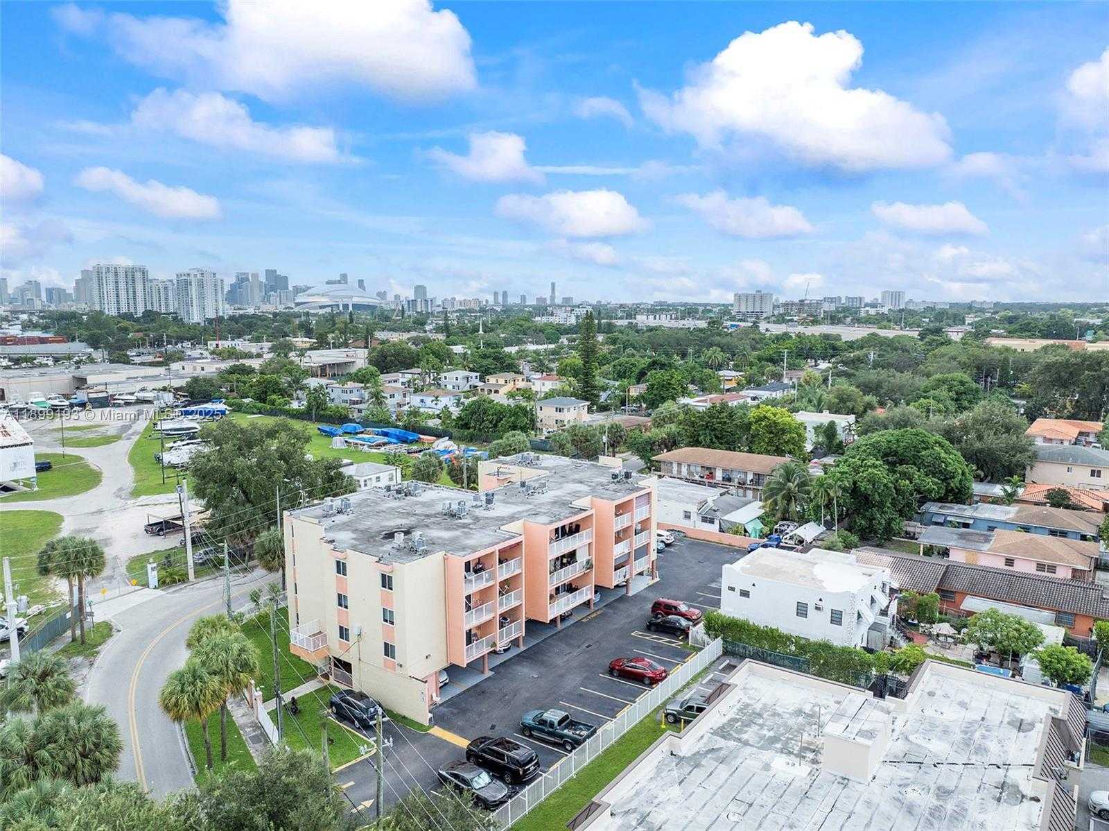 Small Image of 2400 NORTH WEST 16TH ST RD #27, Miami Number 30
