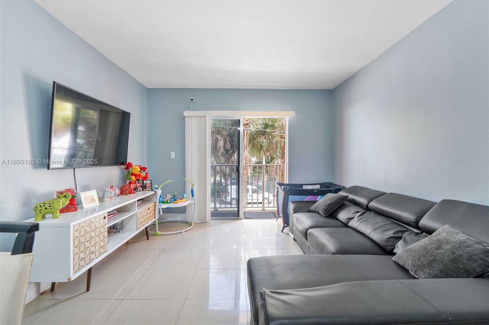 Small Image of 2400 NORTH WEST 16TH ST RD #27, Miami Number 46