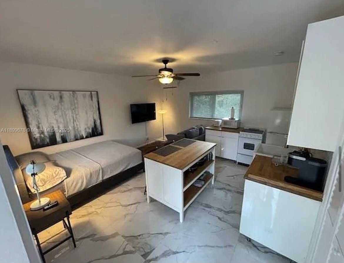 Small Image of 1004 WEST LAS OLAS BLVD, Fort Lauderdale Number 6