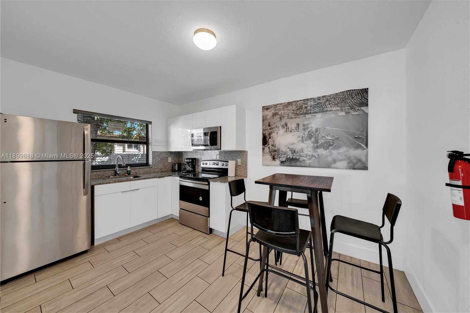 Small Image of 3181 NORTH WEST 5TH AVE, Miami Number 13